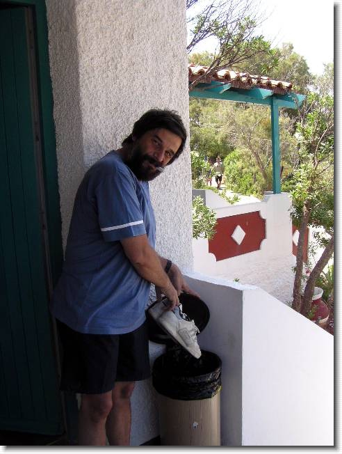Clicca per scorrere le foto originali ingrandite