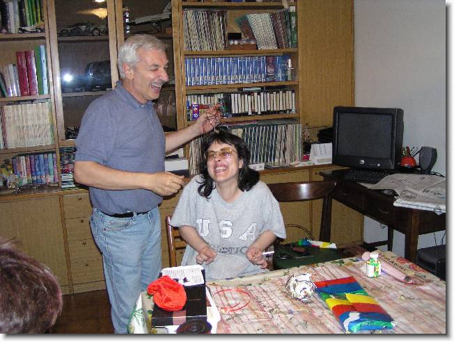 Clicca per scorrere le foto originali ingrandite