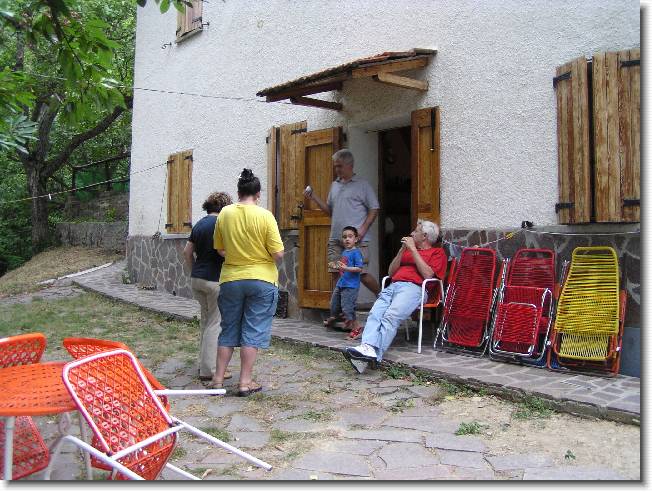 Clicca per scorrere le foto originali ingrandite