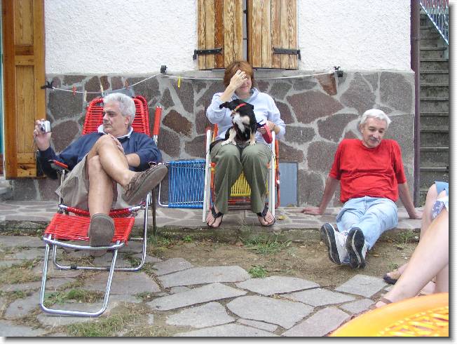 Clicca per scorrere le foto originali ingrandite