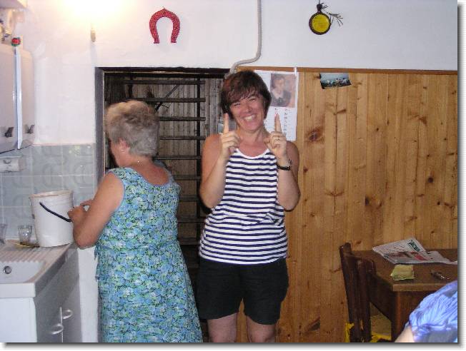 Clicca per scorrere le foto originali ingrandite