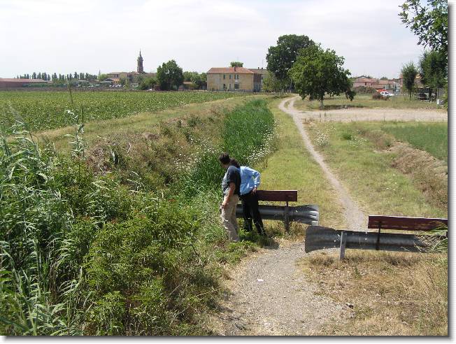 Clicca per scorrere le foto originali ingrandite