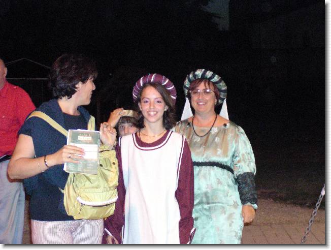 Clicca per scorrere le foto originali ingrandite