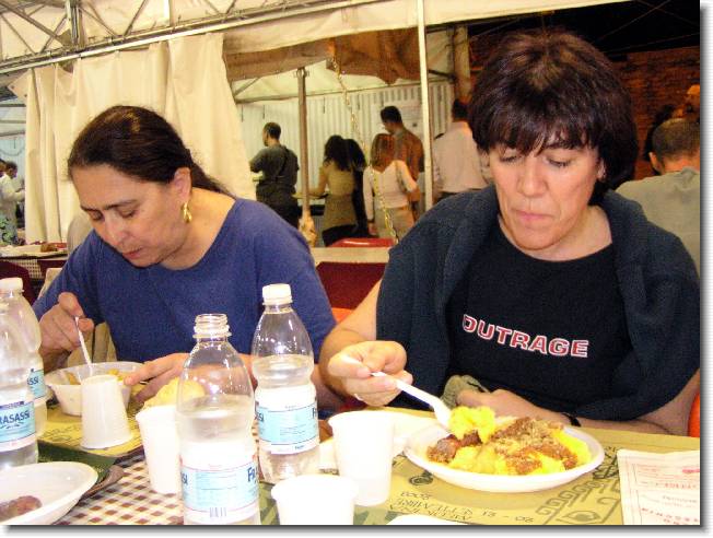 Clicca per scorrere le foto originali ingrandite