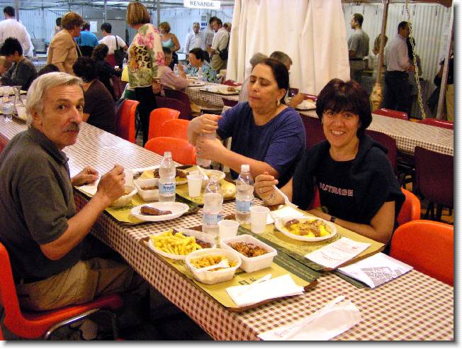 Clicca per scorrere le foto originali ingrandite