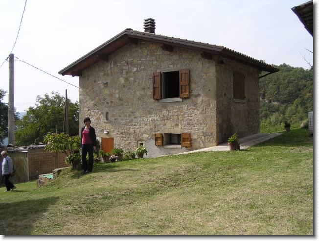 Clicca per scorrere le foto originali ingrandite