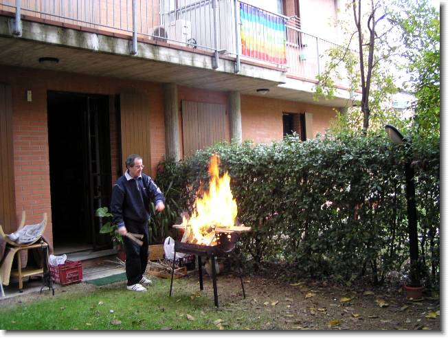 Clicca per scorrere le foto originali ingrandite