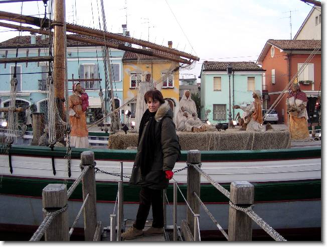 Clicca per scorrere le foto originali ingrandite