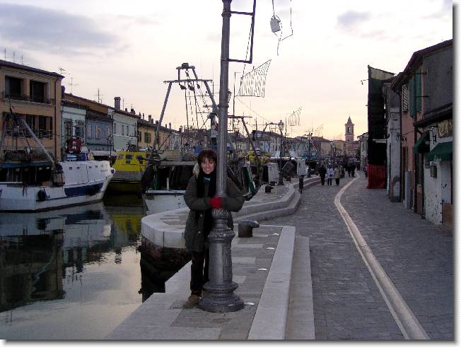 Clicca per scorrere le foto originali ingrandite