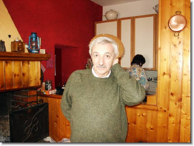 Clicca per scorrere le foto originali ingrandite