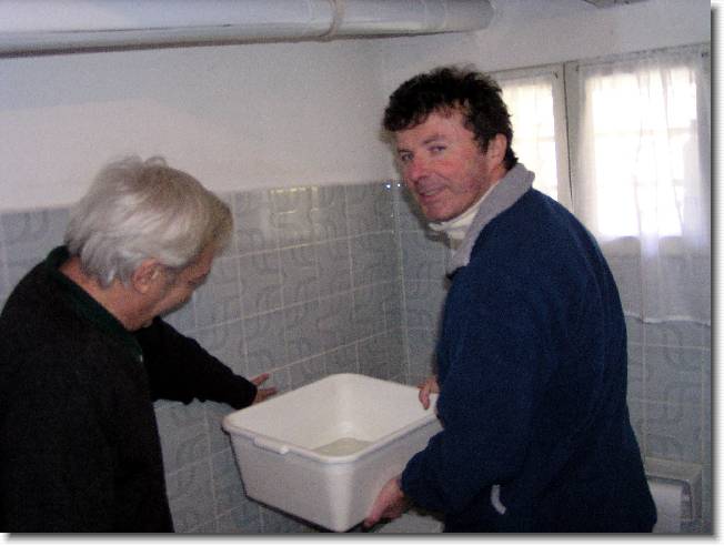 Clicca per scorrere le foto originali ingrandite