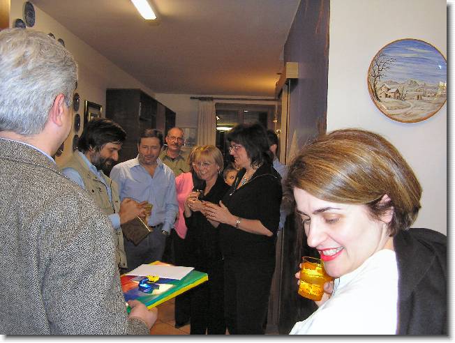 Clicca per scorrere le foto originali ingrandite