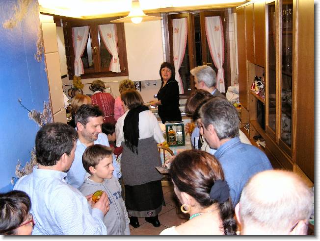 Clicca per scorrere le foto originali ingrandite