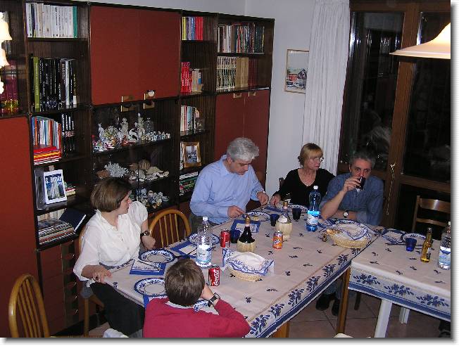 Clicca per scorrere le foto originali ingrandite