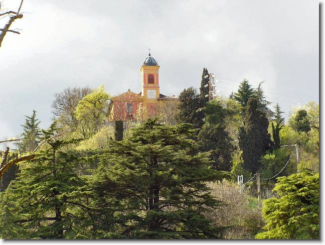 Clicca per scorrere le foto originali ingrandite