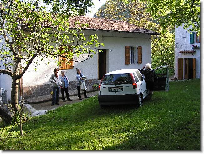 Clicca per scorrere le foto originali ingrandite