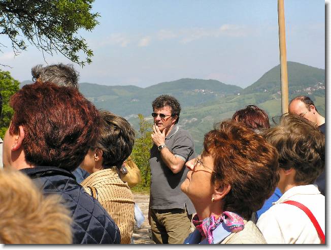 Clicca per scorrere le foto originali ingrandite