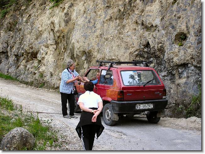 Clicca per scorrere le foto originali ingrandite