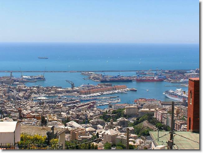 Clicca per scorrere le foto originali ingrandite