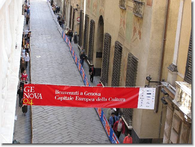 Clicca per scorrere le foto originali ingrandite