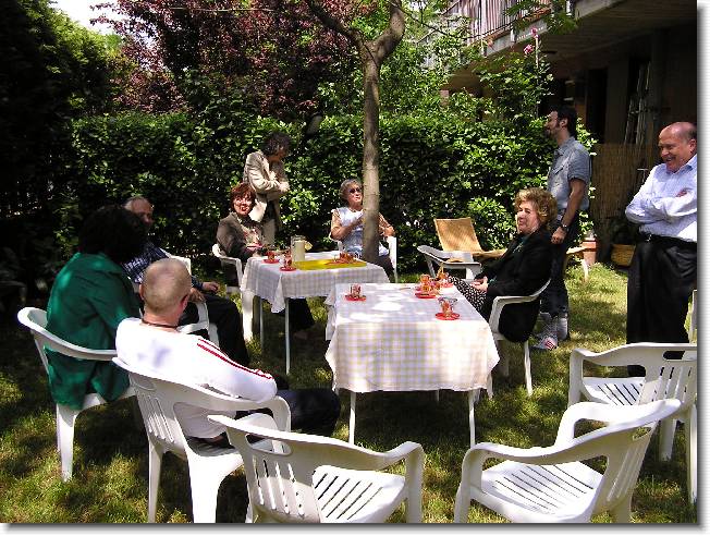 Clicca per scorrere le foto originali ingrandite
