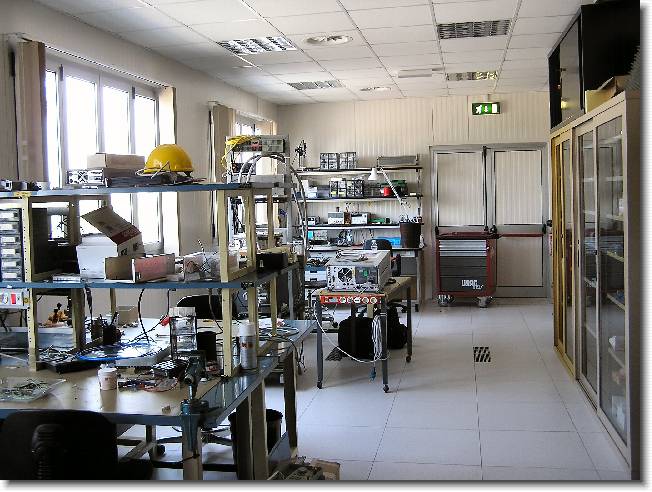 Clicca per scorrere le foto originali ingrandite