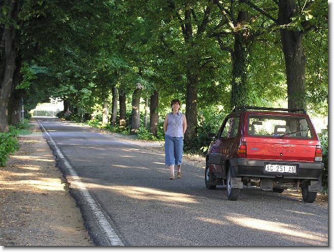 Clicca per scorrere le foto originali ingrandite