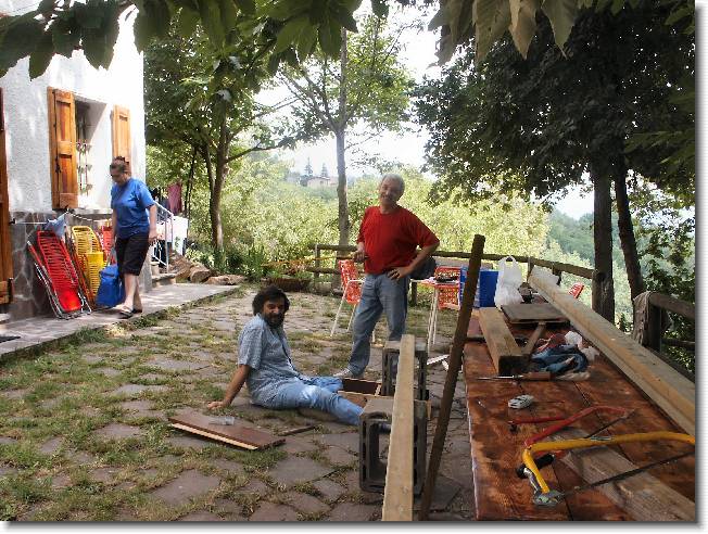 Clicca per scorrere le foto originali ingrandite