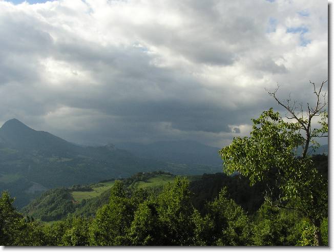 Clicca per scorrere le foto originali ingrandite