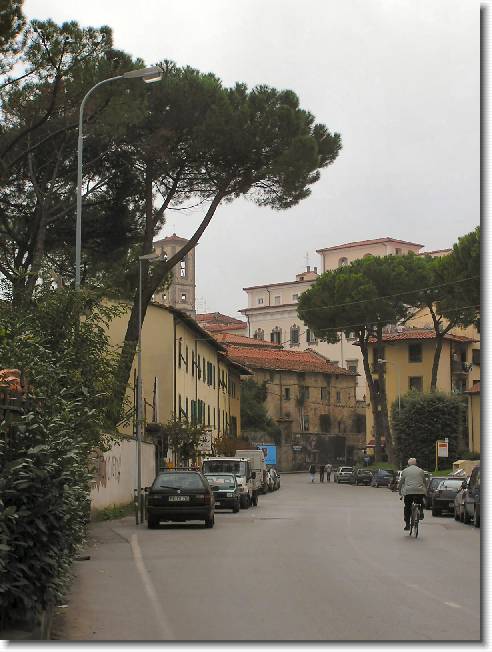 Clicca per scorrere le foto originali ingrandite