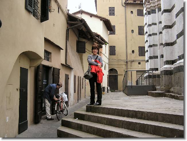 Clicca per scorrere le foto originali ingrandite