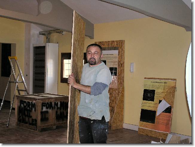 Clicca per scorrere le foto originali ingrandite