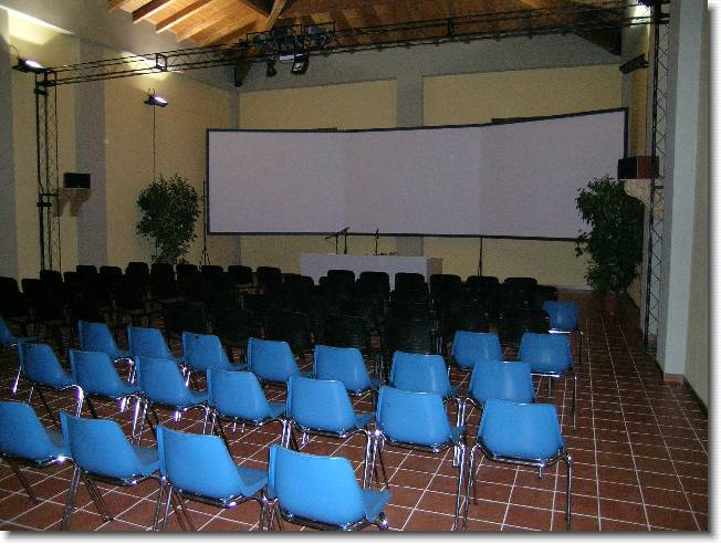 Clicca per scorrere le foto originali ingrandite
