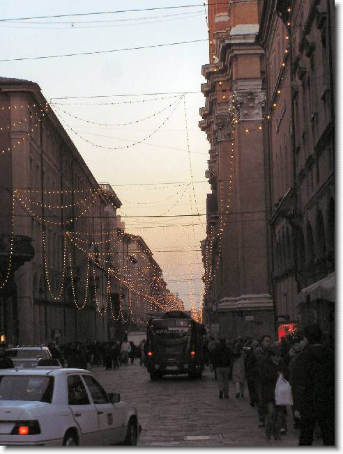 Clicca per scorrere le foto originali ingrandite