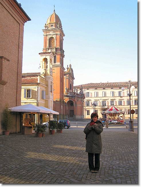 Clicca per scorrere le foto originali ingrandite