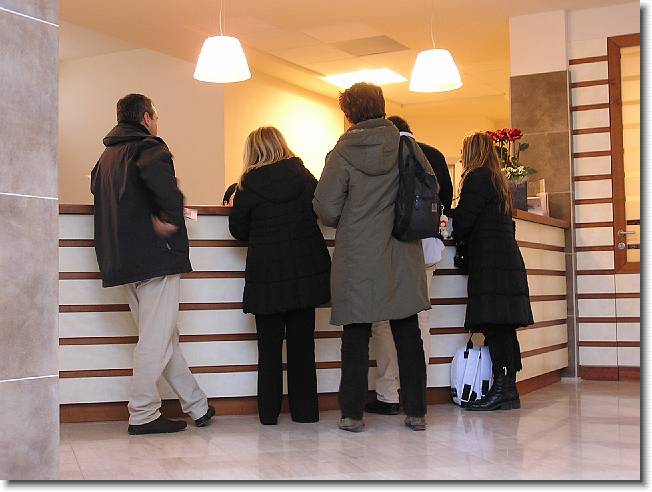 Clicca per scorrere le foto originali ingrandite