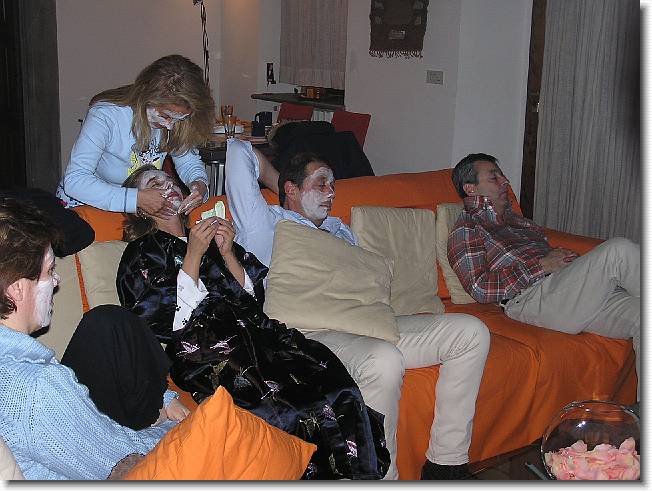 Clicca per scorrere le foto originali ingrandite