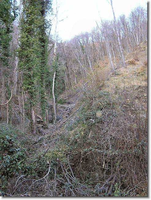 Clicca per scorrere le foto originali ingrandite