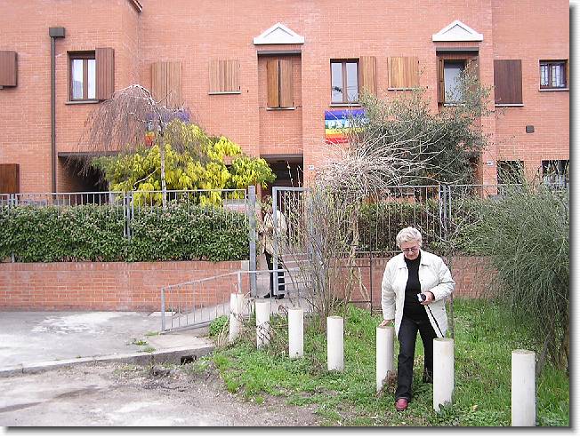 Clicca per scorrere le foto originali ingrandite