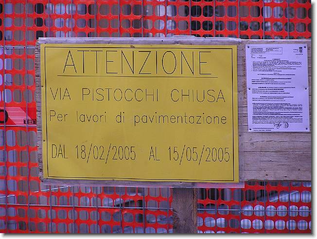 Clicca per scorrere le foto originali ingrandite