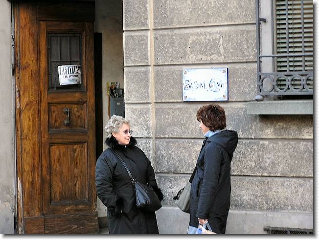 Clicca per scorrere le foto originali ingrandite