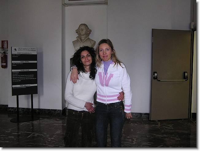 Clicca per scorrere le foto originali ingrandite