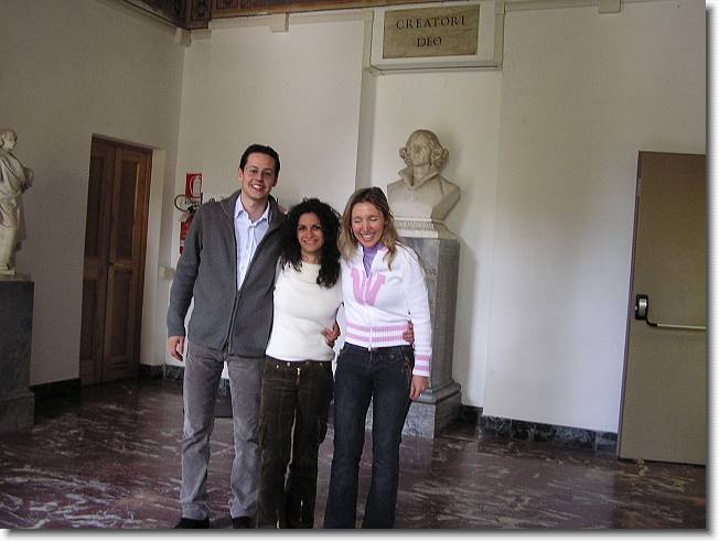 Clicca per scorrere le foto originali ingrandite