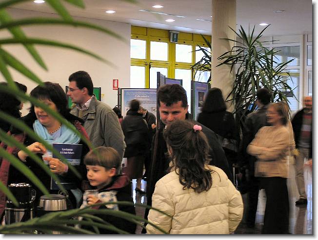 Clicca per scorrere le foto originali ingrandite