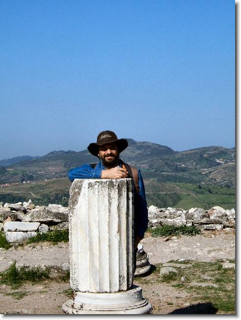 Clicca per scorrere le foto originali ingrandite
