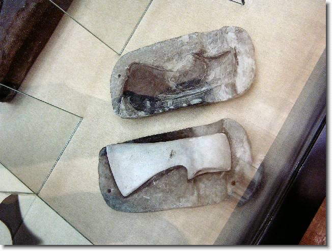 Clicca per scorrere le foto originali ingrandite