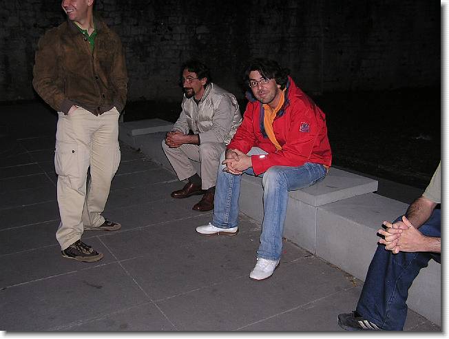 Clicca per scorrere le foto originali ingrandite