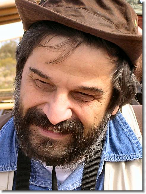 Clicca per scorrere le foto originali ingrandite