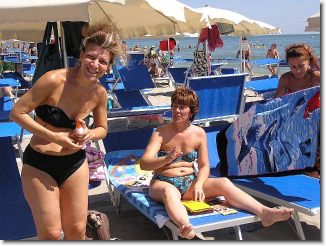 Clicca per scorrere le foto originali ingrandite