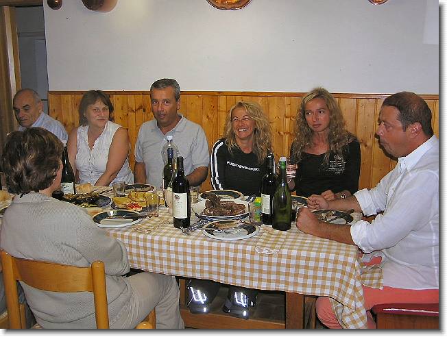 Clicca per scorrere le foto originali ingrandite